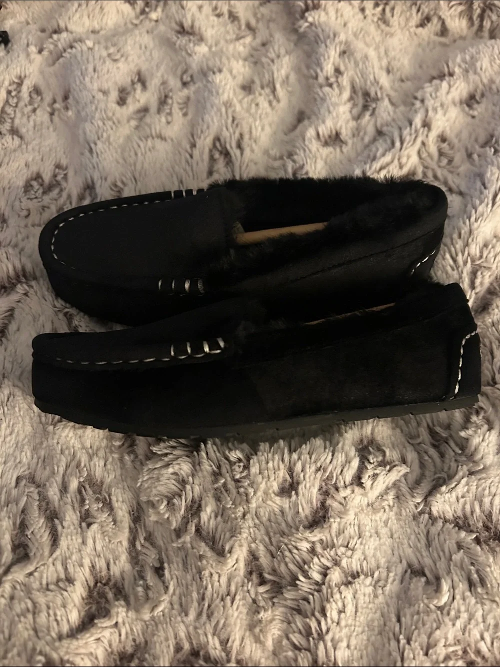 Koolaburra soft black
